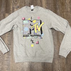 NWOT size S MTV Retro Shape Design Logo Sweatshirt