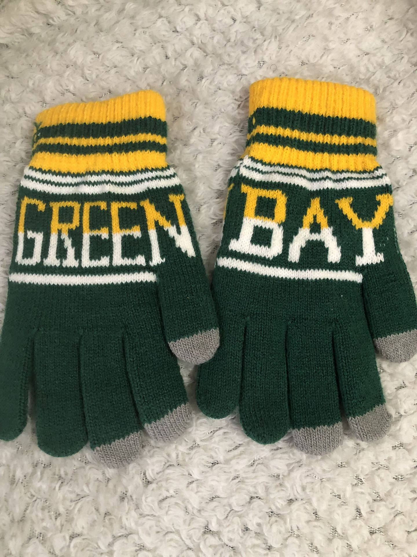 City Name Knitted Gloves Smart Phone Friendly Finger