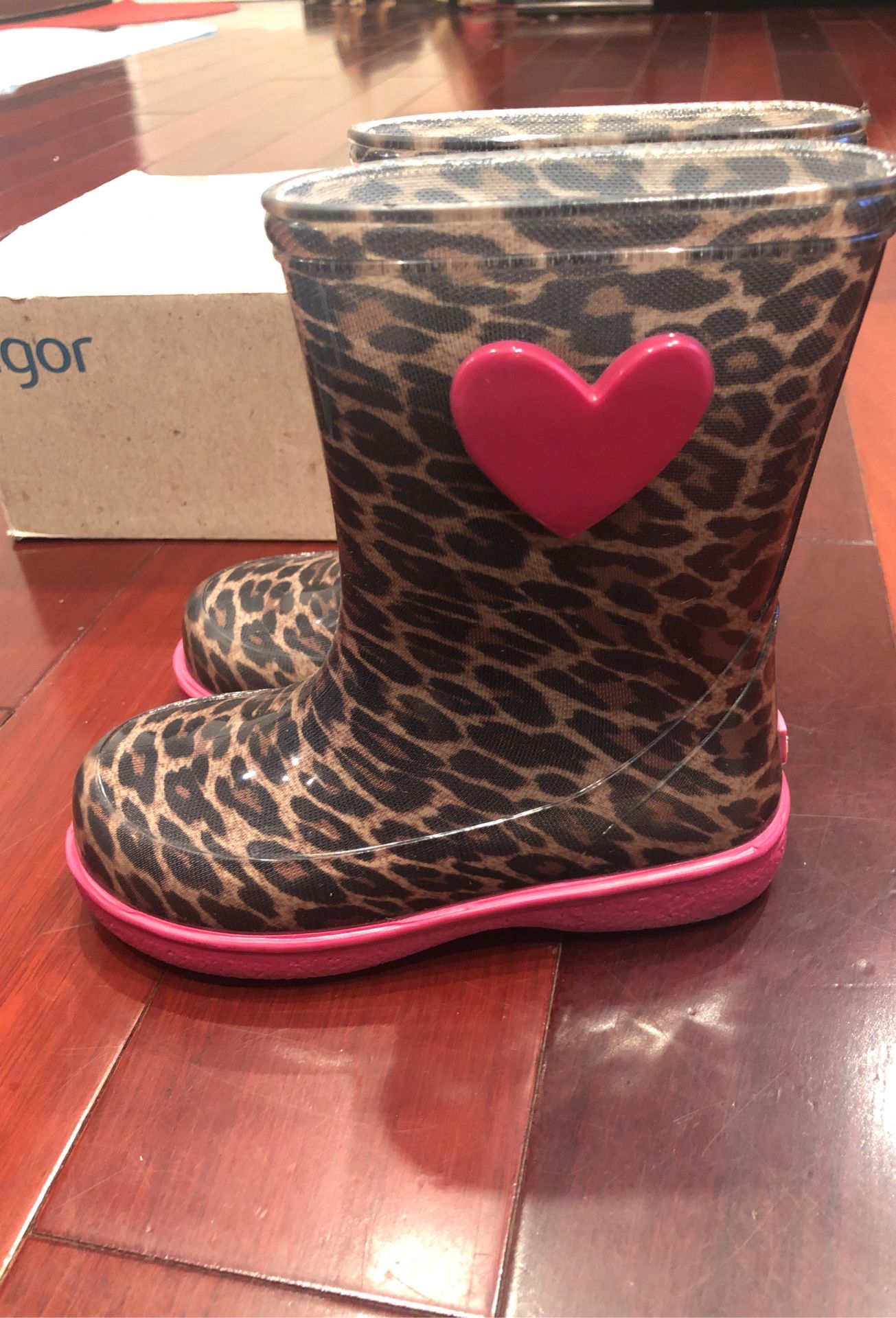 Girls super cute IGOR rain boots NEW. size 26 made in Spain