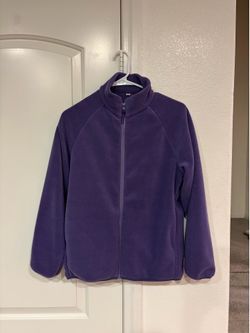Cozy Purple Zip-Up Fleece Jacket with Pockets