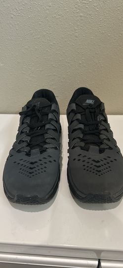 Nike Lunar Fingertrap TR running shoes. Size 9. Great Condition