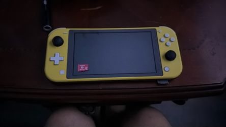 Nintendo switch lite ,negotiable