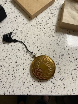 Vintage powder compact