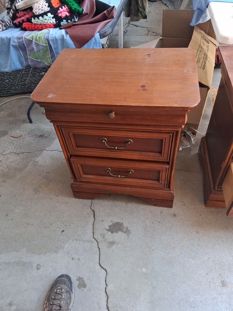 Night Stand Tables