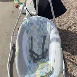 Babies Swivel Swing 