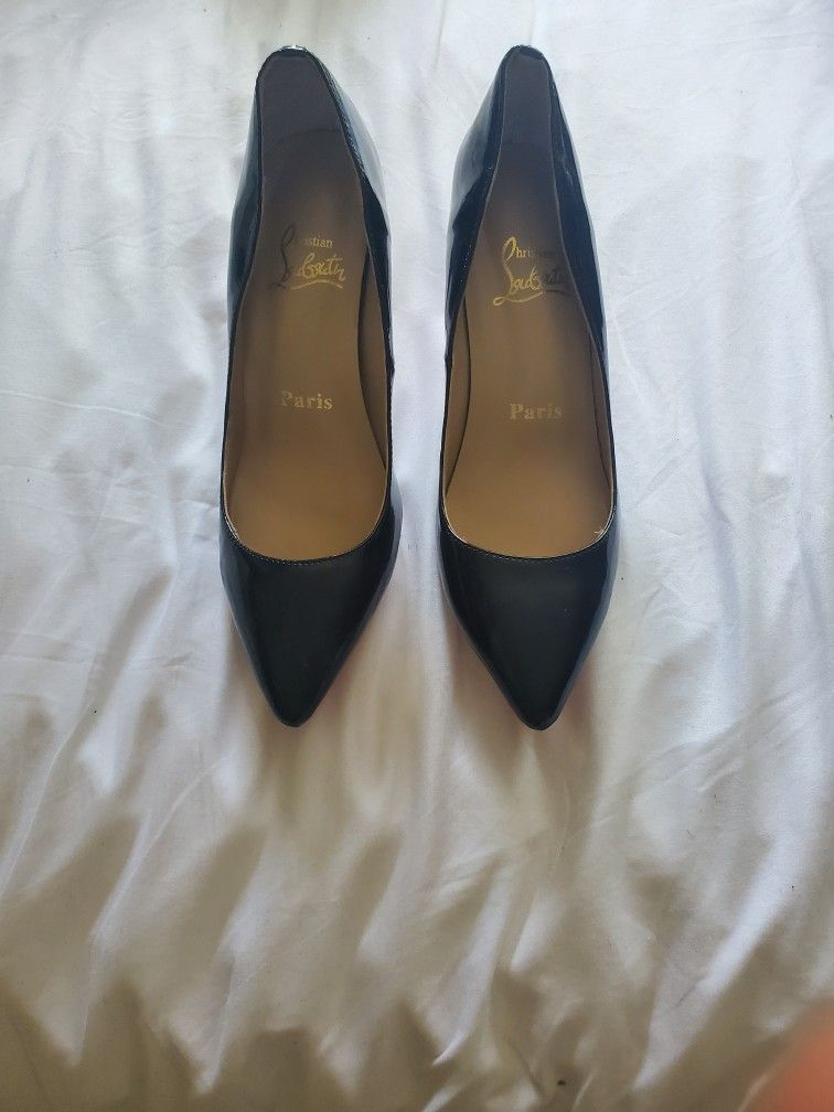 Christian Louboutin Patent So Kate Pointed