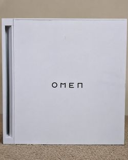HP Omen 25L White PC Case, AM4 Motherboard & 600W Gold PSU