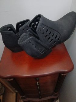 Ladies Shoe Boots Sz 10