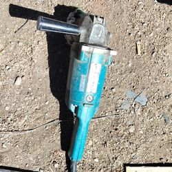 Makita Grinder 