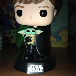 Bobblehead of Luke and baby  Yoda Funko Pop