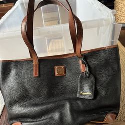 Dooney&Bourke