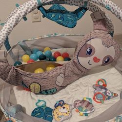 Activity Gym & Ball Pit
