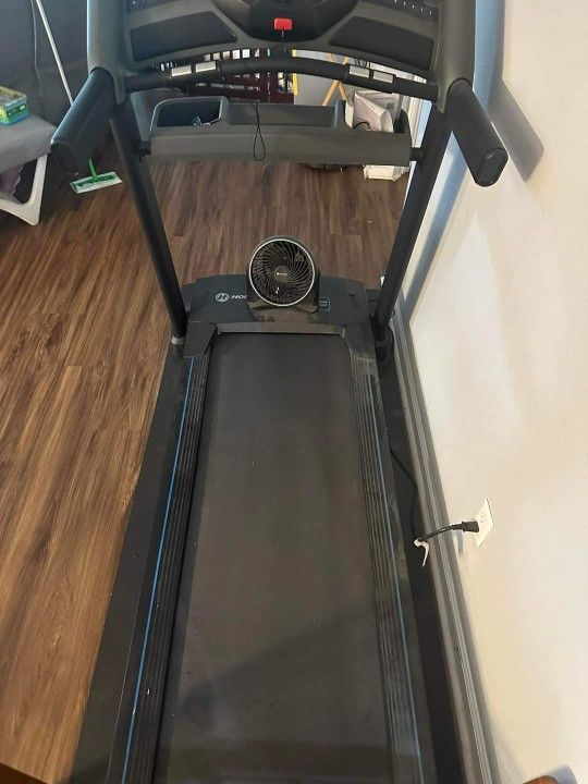 Treadmill 