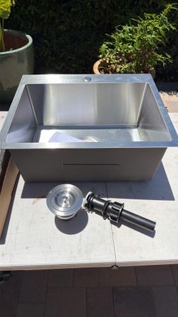 22x18x9 Stainless Steel Sink & Pulldown Faucet
