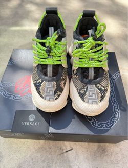 VERSACE Chain Reaction Salehe Bembury grey scaled green sneaker