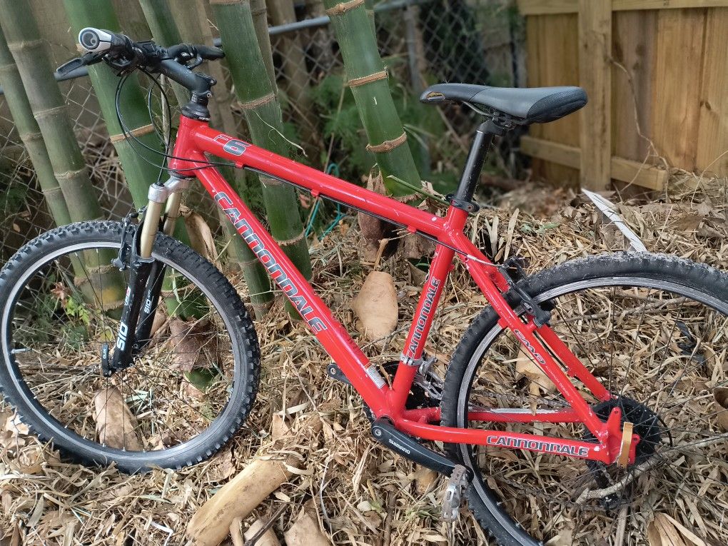 Canondale F6 BICYCLE