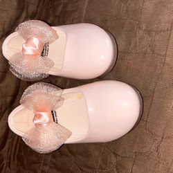 Says Size 26 But I Think Might Be like Size 7/8 In Little Girls Toddler Size 