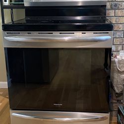 Frigidaire Gallery Range