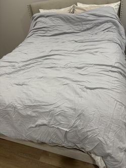 Queen size comforter