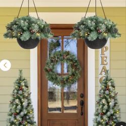 Christmas Hanging Baskets 