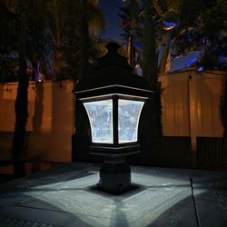 NEW Solar Post Light w/ Adjustable Panel-Bright LED Bronze Lantern (Primium Look)