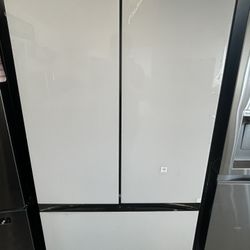 New Samsung Bespoke Refrigerator Appliance 
