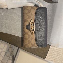Coach Signature Elle Hardware Cross Body Bag 