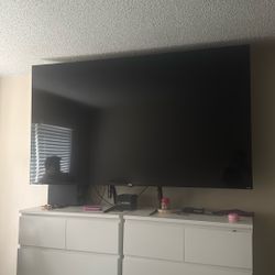 TV 75” 