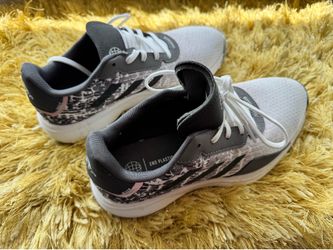 Golf Shoes Size 6Y Adidas