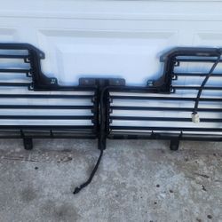 2018 Sierra 1500 Air Shutter 