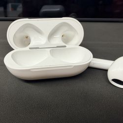 AirPods 4th Gen 