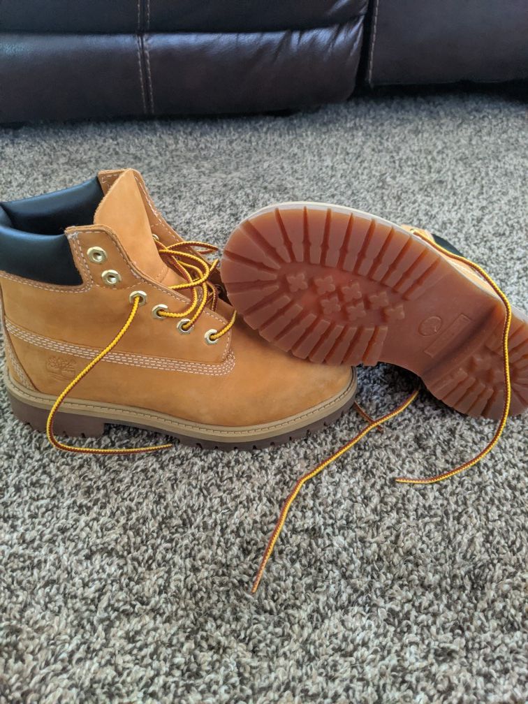 Timberland boots size 2