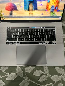 Macbook pro 2019 16 in