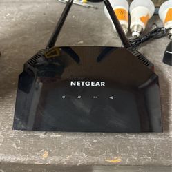 Netgear R6260 WiFi Router 