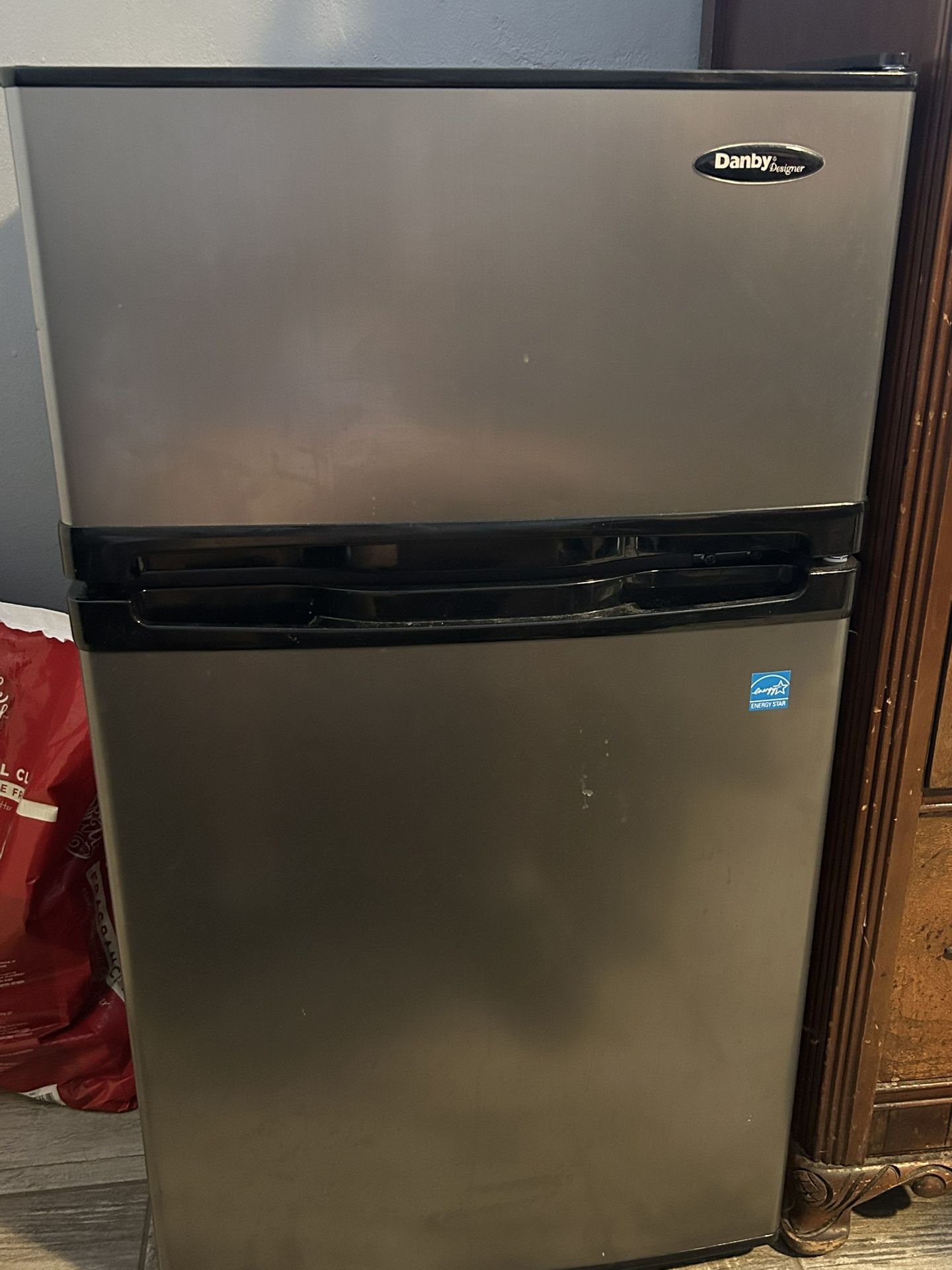 mini fridge