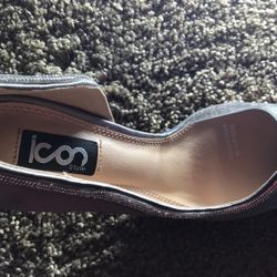icon style high heels 