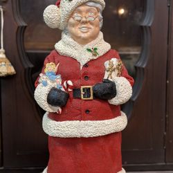 Large Vintage 1979 Mrs Claus Table Top Decor 
