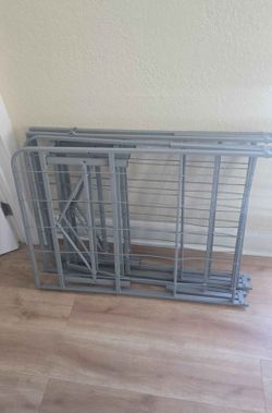 QUEEN SIZE GREY METAL BED FRAME