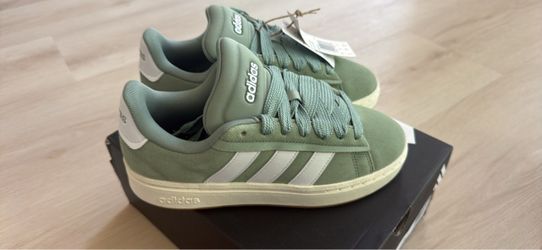 Adidas Grand Court Alpha Youth 6 / Womens 7.5