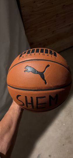 Puma Basketball