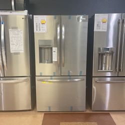 Counter Depth Frigidaire French Door Refrigerator‼️‼️