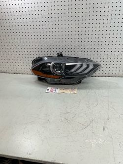 2018 2023 FORD MUSTANG RIGHT SIDE LED HEADLIGHT LAMP OEM