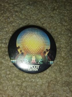 1982 Disney Epcot pin