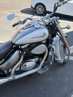 2003 Suzuki Intruder Volusia 800 (VL800 - Only 800 Miles