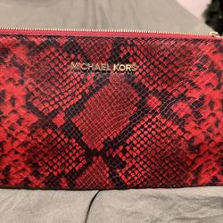 Michael Kors Wristlet