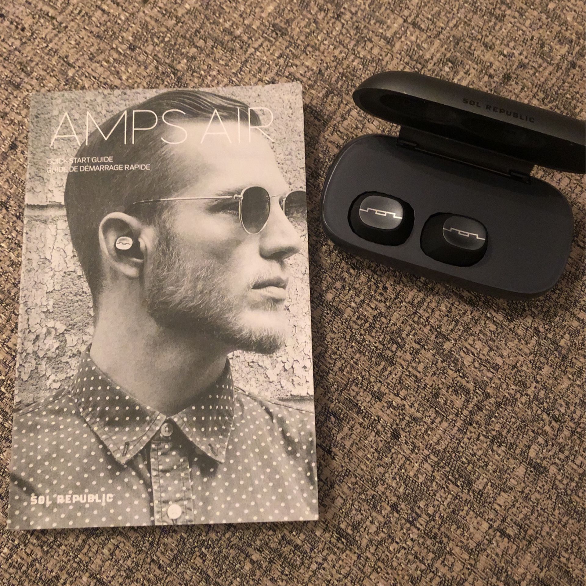 SOL REPUBLIC Amps Air Totally Wireless Bluetooth Earbuds