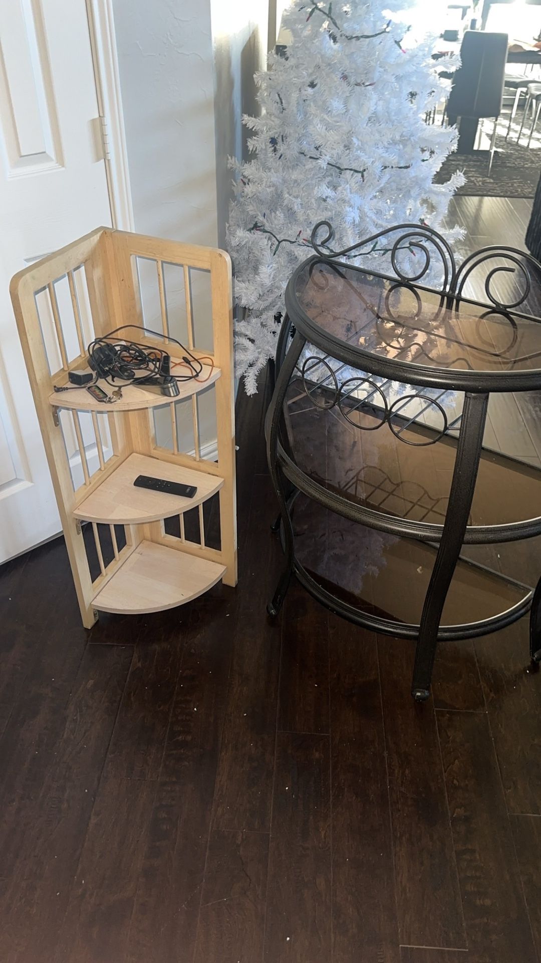 Bar And Corner Table