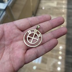 BMW Pendant 
