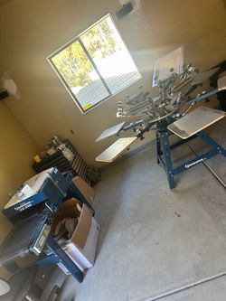 Silk screen printer