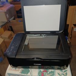 Cannon Printer W/Lots Of Ink